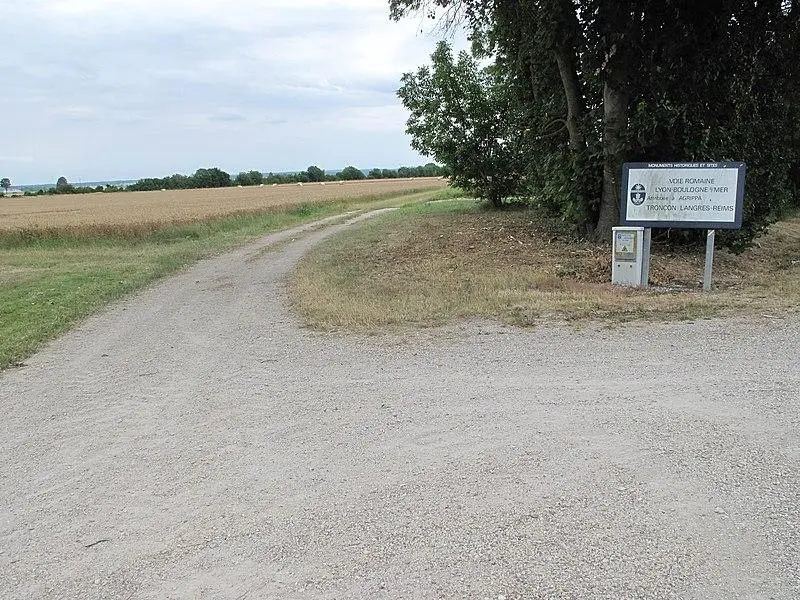 Foto von Abschnitte der römischen Langres Recrete und Troyes in Naix - Tangopaso - © Creative Commons (https://creativecommons.org/licenses/by-sa/4.0/deed.fr)