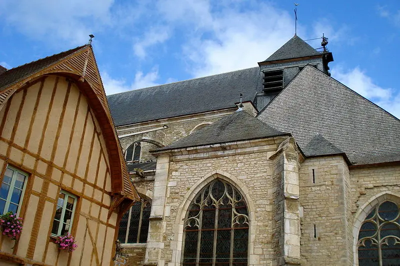 Foto von Kirche - Christian Guthier - © Creative Commons (https://creativecommons.org/licenses/by-sa/4.0/deed.fr)