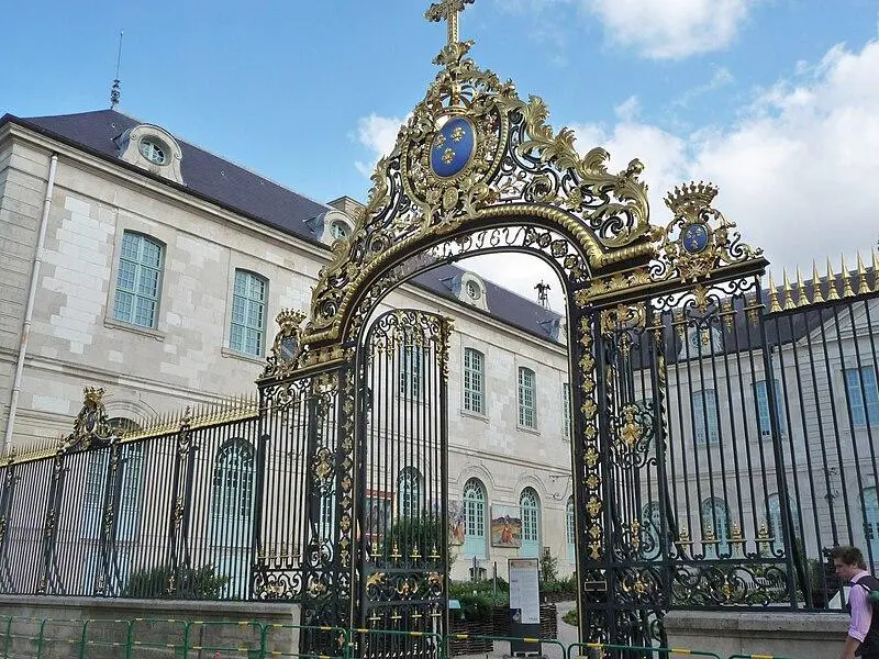 Foto von Hôtel-dieu (alt) - Javelefran - © Creative Commons (https://creativecommons.org/licenses/by-sa/4.0/deed.fr)