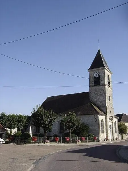 Foto von Saint-Symphorian Church - Gérard Janot - © Creative Commons (https://creativecommons.org/licenses/by-sa/4.0/deed.fr)
