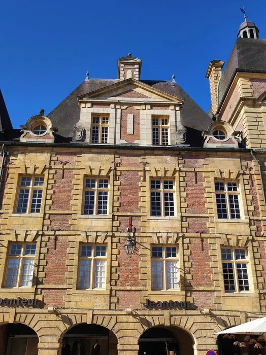 Foto de Edificio - POP Plateforme Ouverte du Patrimoine / Base Mérimée - © Ministère de la Culture (France), Conservation des antiquités et des objets d’art des Ardennes – Tous droits réservés 
