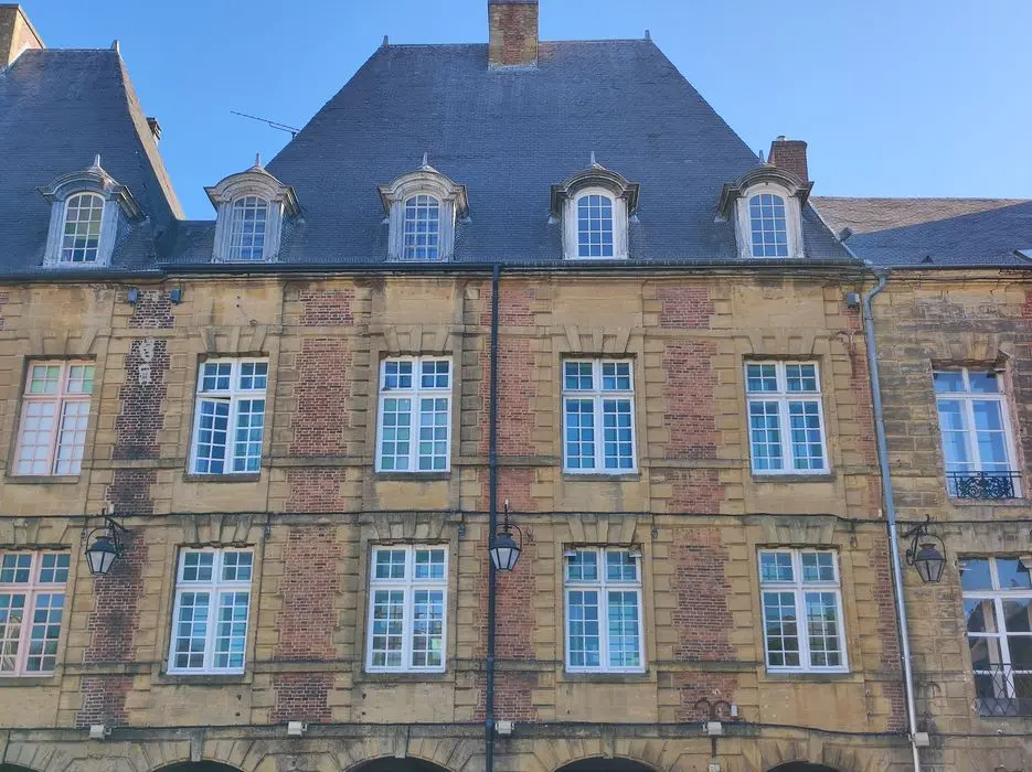 Foto de Edificio - POP Plateforme Ouverte du Patrimoine / Base Mérimée - © Ministère de la Culture (France), Conservation des antiquités et des objets d’art des Ardennes – Tous droits réservés 