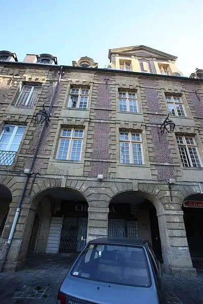 Foto de Edificio - NEUVENS Francis - © Creative Commons (https://creativecommons.org/licenses/by-sa/4.0/deed.fr)