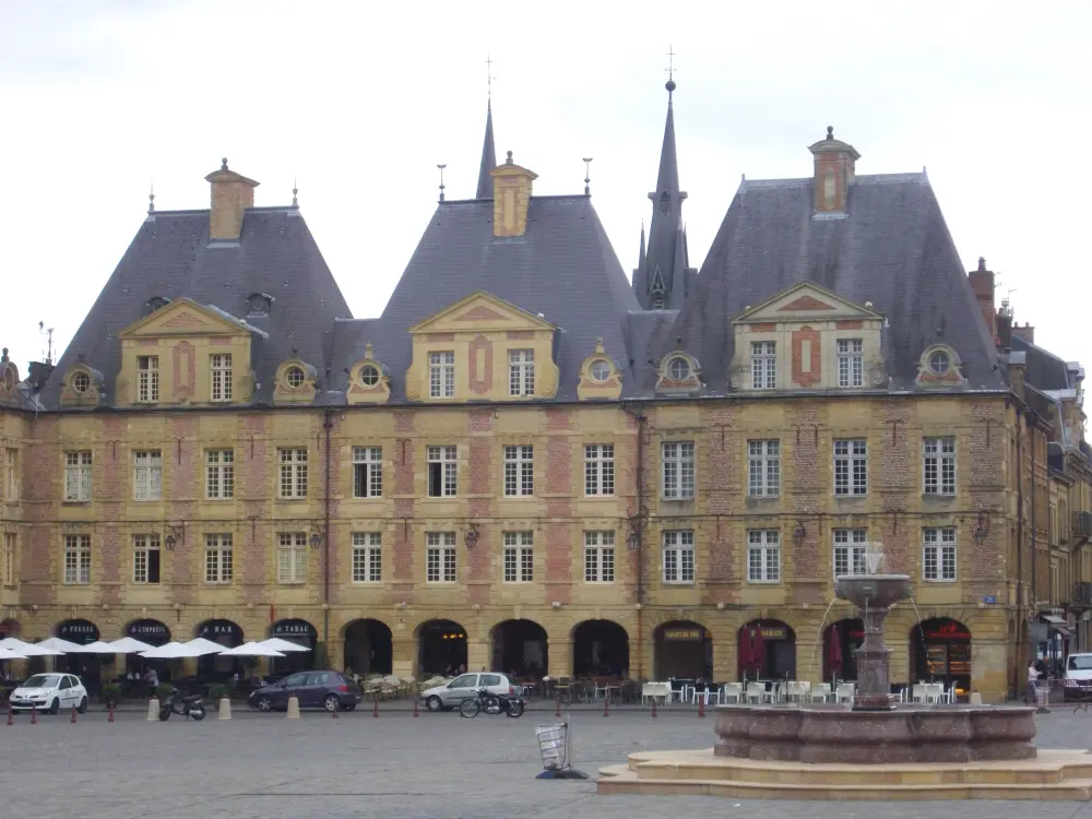 Foto de Edificio - Sous licence Creative Commons (https://creativecommons.org/licenses/by-sa/4.0/deed.fr) - Par Fab5669 - © Creative Commons (https://creativecommons.org/licenses/by-sa/4.0/deed.fr)