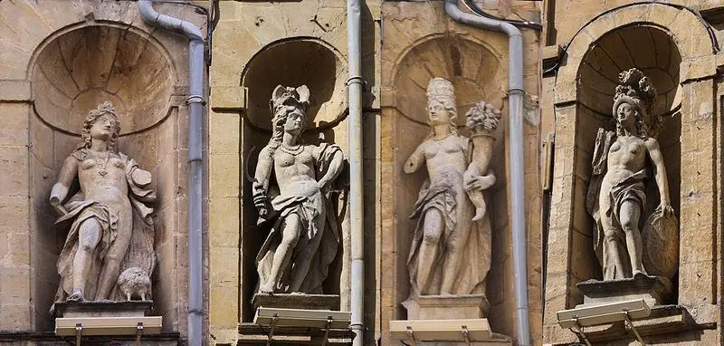 Foto von Häuser - NEUVENS Francis - © Creative Commons (https://creativecommons.org/licenses/by-sa/4.0/deed.fr)