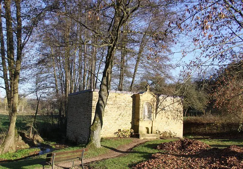 Foto de Casa de lavado de santo - NEUVENS Francis - © Creative Commons (https://creativecommons.org/licenses/by-sa/4.0/deed.fr)