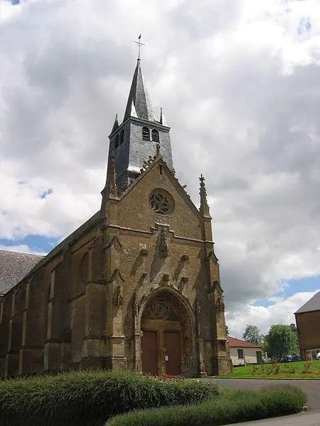 Foto von Kirche - HenriDavel - © Creative Commons (https://creativecommons.org/licenses/by-sa/4.0/deed.fr)