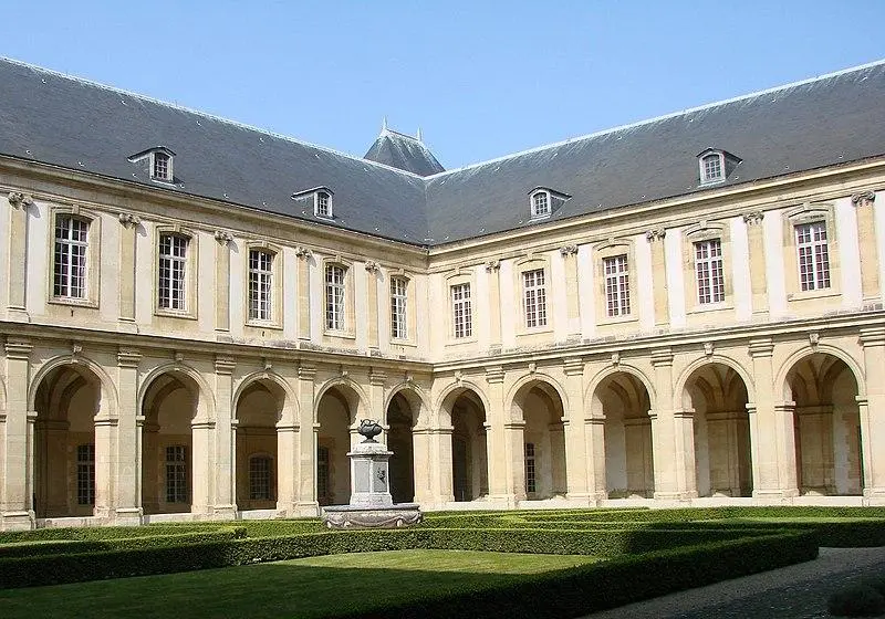 Foto de Ex Abadía de Saint-Remi o Old Hôtel-Dieu - Vassil - © Creative Commons (https://creativecommons.org/licenses/by-sa/4.0/deed.fr)