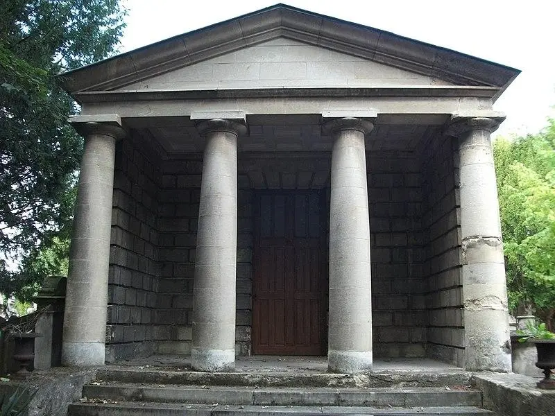 Foto de Capilla ubicada en la entrada del cementerio del norte - Gérald Garitan - © Creative Commons (https://creativecommons.org/licenses/by-sa/4.0/deed.fr)