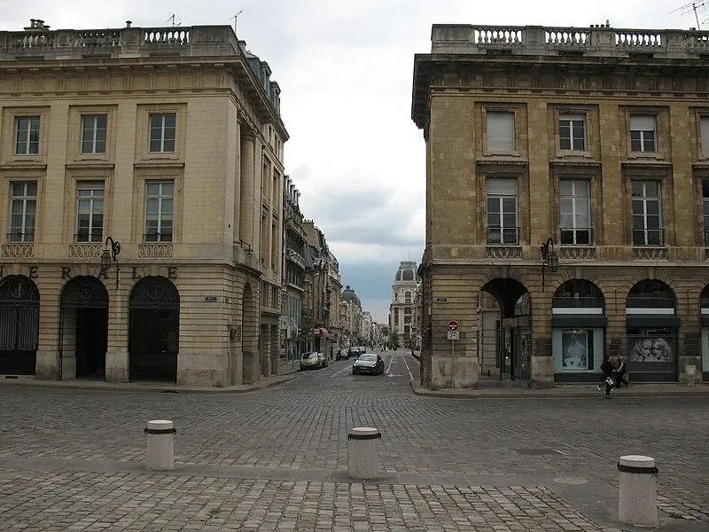Foto de Edificio - Basvb (talk) - © Creative Commons (https://creativecommons.org/licenses/by-sa/4.0/deed.fr)