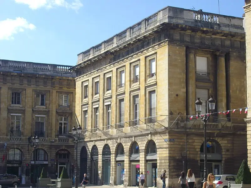 Foto de Edificio - Fab5669 - © Creative Commons (https://creativecommons.org/licenses/by-sa/4.0/deed.fr)