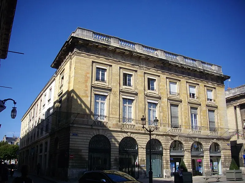 Foto de Edificio - Fab5669 - © Creative Commons (https://creativecommons.org/licenses/by-sa/4.0/deed.fr)