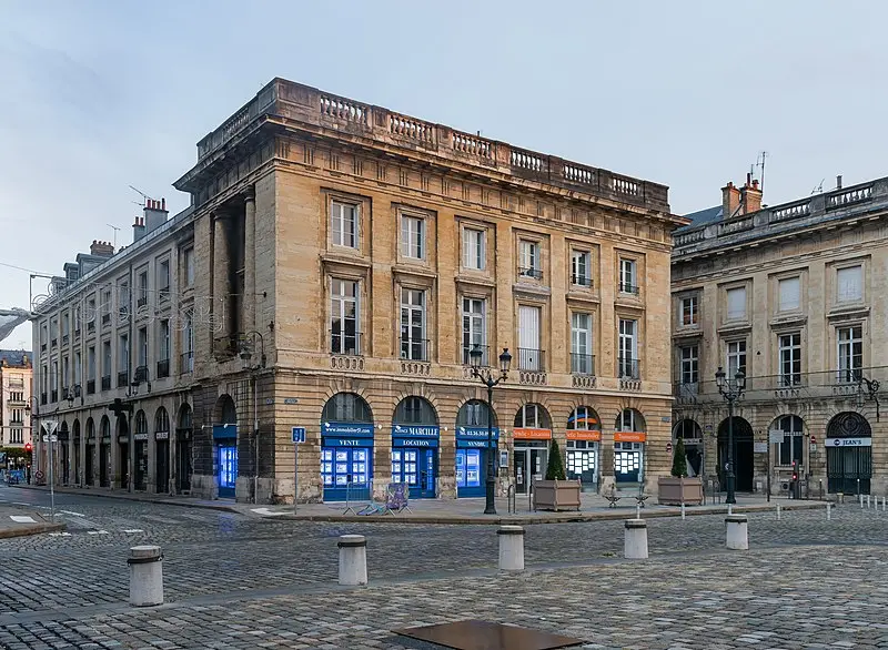 Foto de Edificio - Krzysztof Golik - © Creative Commons (https://creativecommons.org/licenses/by-sa/4.0/deed.fr)