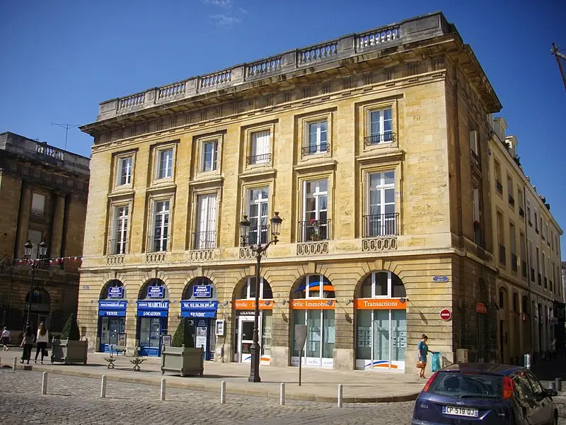 Foto de Edificio - Fab5669 - © Creative Commons (https://creativecommons.org/licenses/by-sa/4.0/deed.fr)