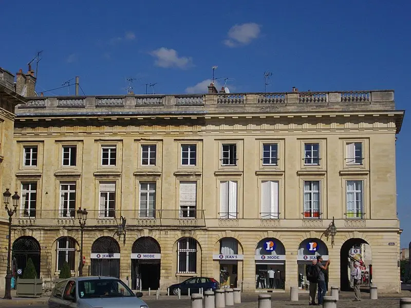 Foto de Edificio - Fab5669 - © Creative Commons (https://creativecommons.org/licenses/by-sa/4.0/deed.fr)