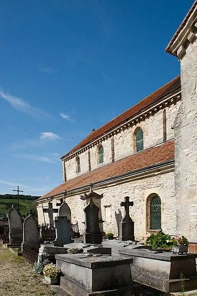 Foto von Friedhof um die Kirche (alt) umgeben - Fanny Schertzer - © Creative Commons (https://creativecommons.org/licenses/by-sa/4.0/deed.fr)