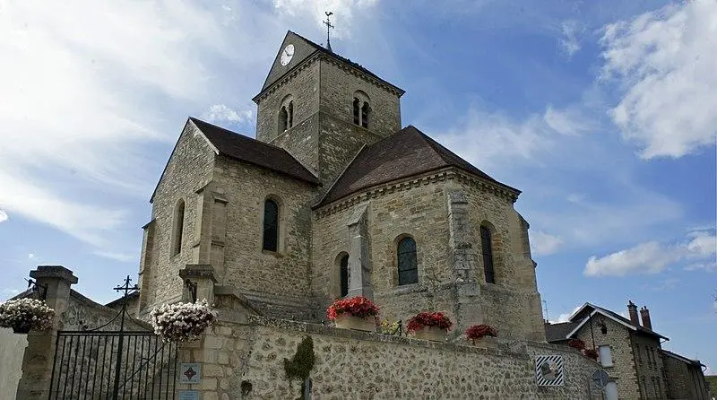 Foto von Kirche (Ruinen) - G.Garitan - © Creative Commons (https://creativecommons.org/licenses/by-sa/4.0/deed.fr)