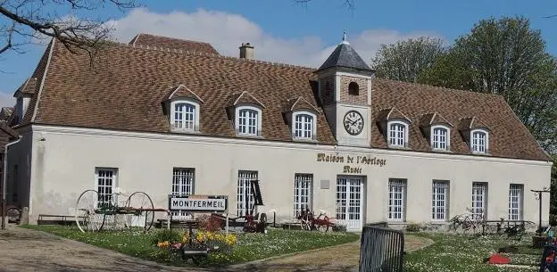 Foto de Casa bourlon (vieja) o pequeño castillo - Grefeuille - © Creative Commons (https://creativecommons.org/licenses/by-sa/4.0/deed.fr)