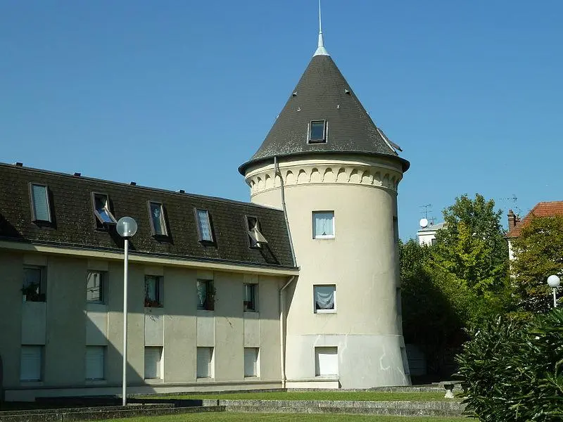 Foto von Ehemaliger englischer Park des Herzogs von Orleans (auch in der Gemeinde Pavillons-Sous-Bois) und Lycée Albert Schweitzer - Binche - © Creative Commons (https://creativecommons.org/licenses/by-sa/4.0/deed.fr)