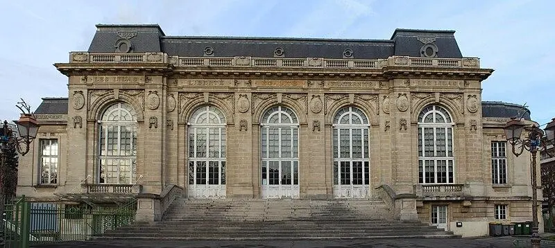 Foto de Ayuntamiento - Chabe01 - © Creative Commons (https://creativecommons.org/licenses/by-sa/4.0/deed.fr)