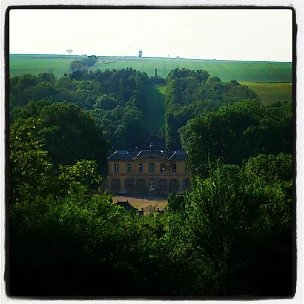 Foto von Villette Castle - Lodja - © Creative Commons (https://creativecommons.org/licenses/by-sa/4.0/deed.fr)