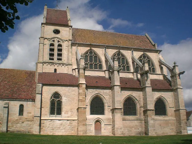 Foto de Iglesia - Chatsam - © Creative Commons (https://creativecommons.org/licenses/by-sa/4.0/deed.fr)