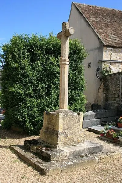 Foto de Cross de piedra de 14s - Deuxtroy - © Creative Commons (https://creativecommons.org/licenses/by-sa/4.0/deed.fr)