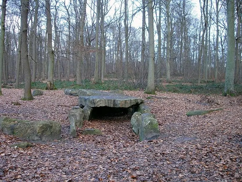 Foto von Dolmen sagt Pierre Turquaise - Clicsouris - © Creative Commons (https://creativecommons.org/licenses/by-sa/4.0/deed.fr)