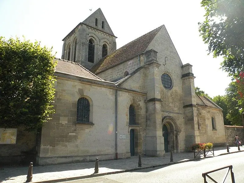 Foto de Iglesia - Chatsam - © Creative Commons (https://creativecommons.org/licenses/by-sa/4.0/deed.fr)