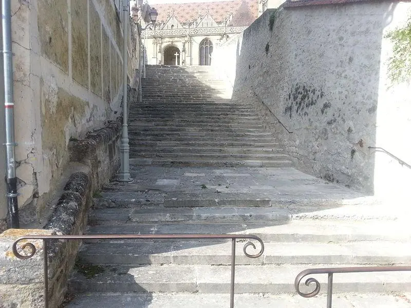 Foto de Escalera de acceso de la iglesia - JeanBono - © Creative Commons (https://creativecommons.org/licenses/by-sa/4.0/deed.fr)