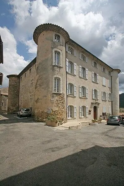 Foto de Castillo - Petr1888 - © Creative Commons (https://creativecommons.org/licenses/by-sa/4.0/deed.fr)