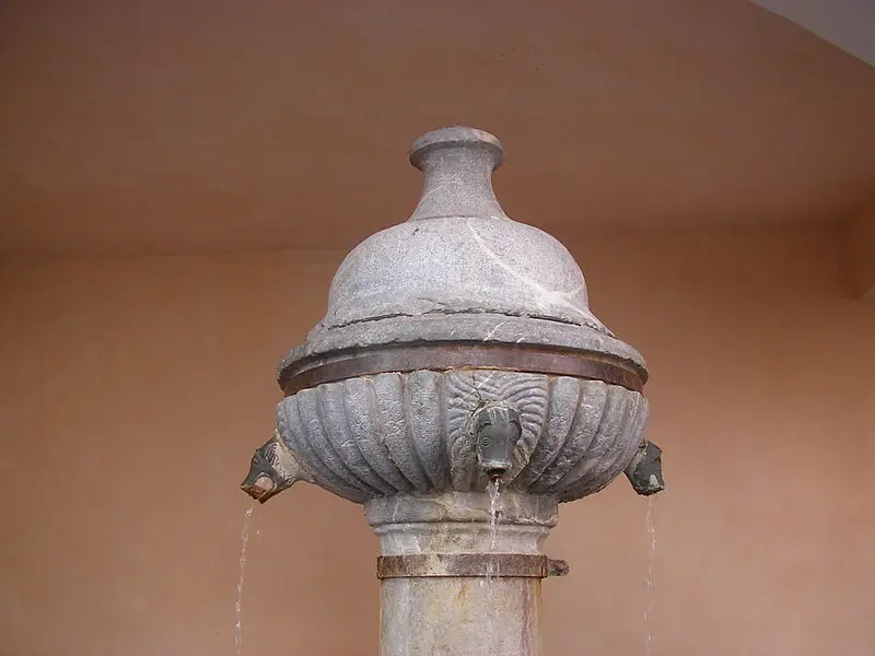 Foto von Seufzerbrunnen - Pmk58 - © Creative Commons (https://creativecommons.org/licenses/by-sa/4.0/deed.fr)