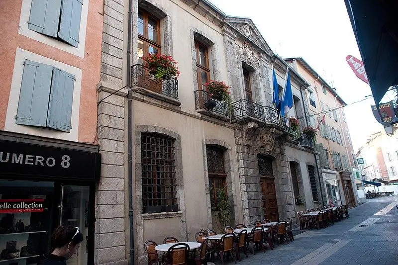 Foto de Ayuntamiento - Ludovic Péron - © Creative Commons (https://creativecommons.org/licenses/by-sa/4.0/deed.fr)