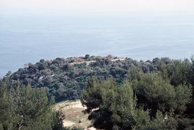 Foto von Camp -Ligure in Mont des Mules - POP Plateforme Ouverte du Patrimoine / Base Mérimée - © Monuments historiques, 2004