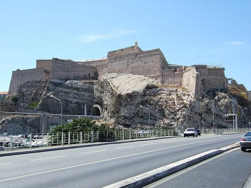 Foto von Fort Saint-Nicolas oder Fort DeScateaux oder Fort Ganteaume - Auteur inconnu - © Creative Commons (https://creativecommons.org/licenses/by-sa/4.0/deed.fr)
