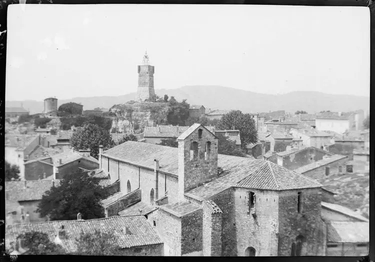 Foto di Orologio - POP Plateforme Ouverte du Patrimoine / Base Mérimée - © Donation François Kollar, Ministère de la Culture (France), Médiathèque du patrimoine et de la photographie, diffusion GrandPalaisRmn Photo