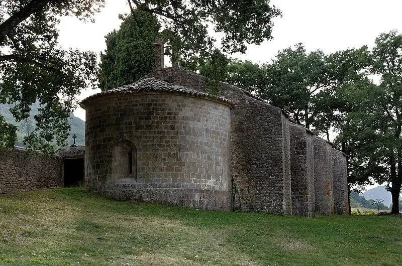 Foto di Cappella Notre-Dame-Du-Revest - Yelkrokoyade - © Creative Commons (https://creativecommons.org/licenses/by-sa/4.0/deed.fr)