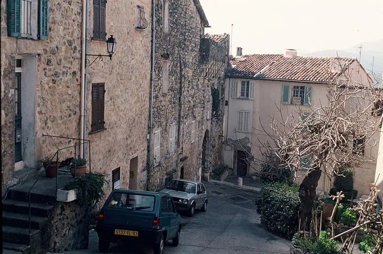 Foto di Porta della città - POP Plateforme Ouverte du Patrimoine / Base Mérimée - © Monuments historiques