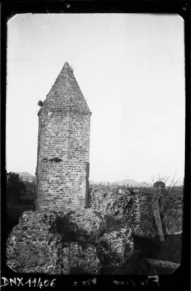 Foto di Ex porto romano - POP Plateforme Ouverte du Patrimoine / Base Mérimée - © Ministère de la Culture (France), Médiathèque du patrimoine et de la photographie, diffusion RMN-GP