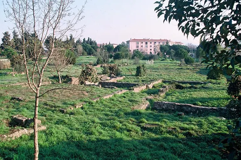 Foto di Antiche vestigia del sito archeologico di Clos de la Tour - POP Plateforme Ouverte du Patrimoine / Base Mérimée - © Monuments historiques