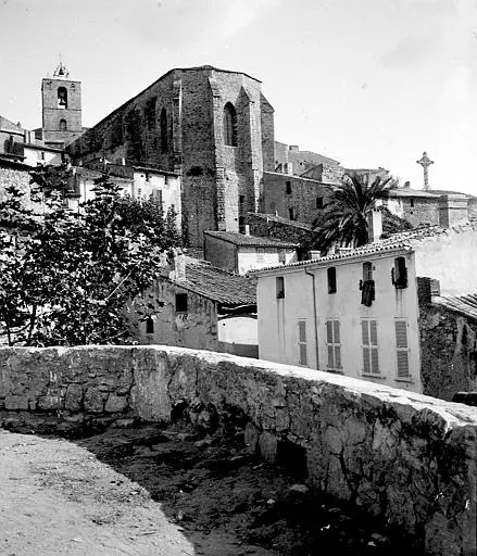 Picture of Saint-Paul Church - POP Plateforme Ouverte du Patrimoine / Base Mérimée - © Ministère de la Culture (France), Médiathèque du patrimoine et de la photographie, diffusion RMN-GP