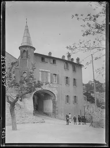 Foto di Santa Paul - POP Plateforme Ouverte du Patrimoine / Base Mérimée - © Ministère de la Culture (France), Médiathèque du patrimoine et de la photographie, diffusion RMN-GP