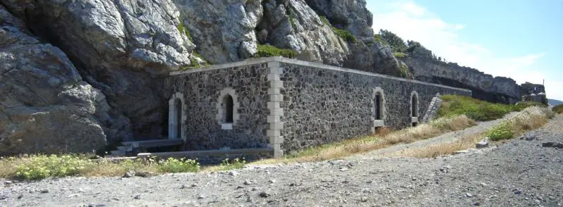 Foto di Batteria Mèdes (vecchia) - Prométhée33 - © Creative Commons (https://creativecommons.org/licenses/by-sa/4.0/deed.fr)