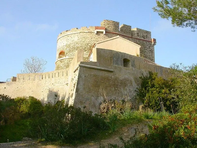 Foto di Forte dell'Estissac - Acamay - © Creative Commons (https://creativecommons.org/licenses/by-sa/4.0/deed.fr)