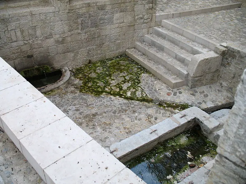 Picture of Moorish baths - SombreSanglier - © Creative Commons (https://creativecommons.org/licenses/by-sa/4.0/deed.fr)