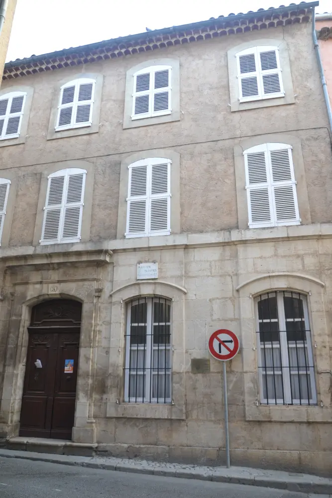 Foto von Presbyterium - Sous licence Creative Commons (https://creativecommons.org/licenses/by-sa/4.0/deed.fr) - Par Marianne Casamance - © Creative Commons (https://creativecommons.org/licenses/by-sa/4.0/deed.fr)