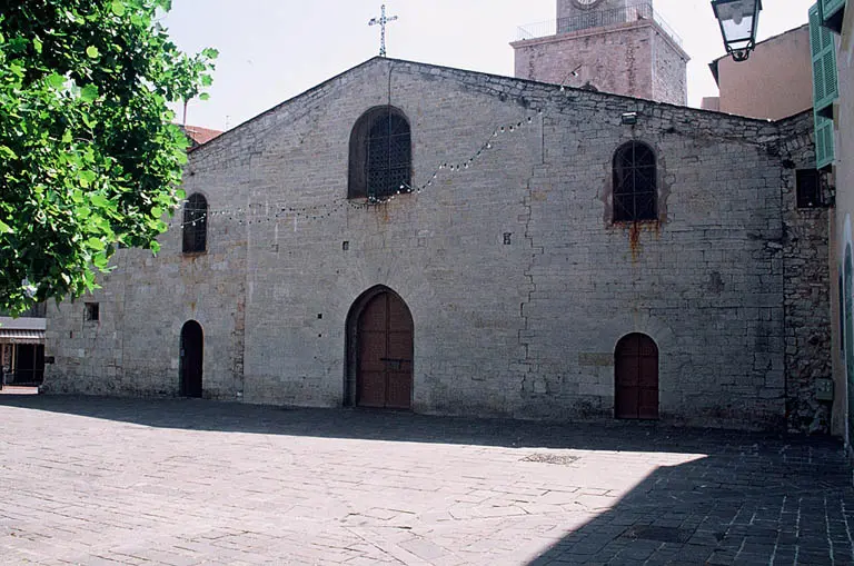 Foto di Chiesa di Saint-Laurent - POP Plateforme Ouverte du Patrimoine / Base Mérimée - © Monuments historiques