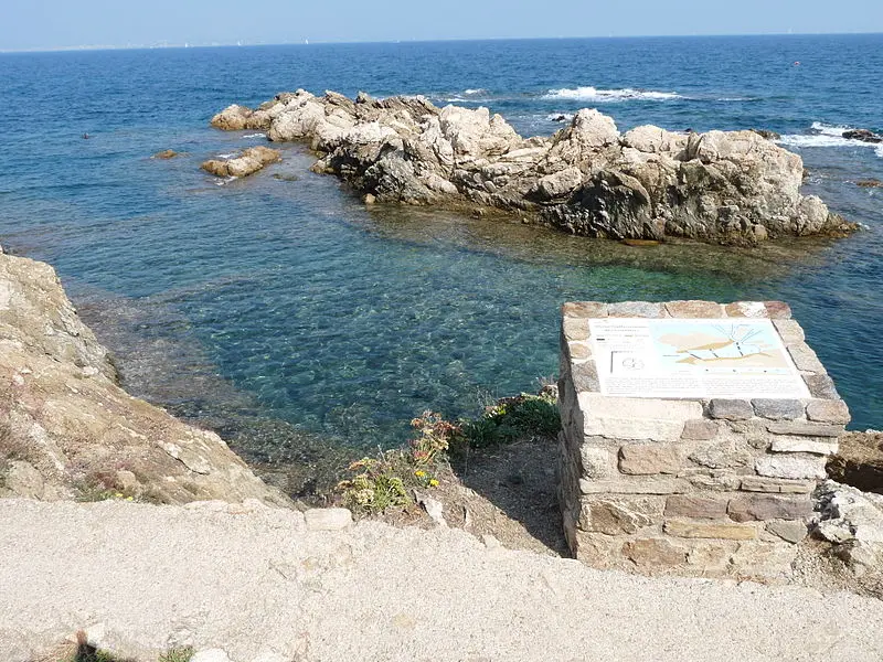 Foto di Marittimo vivier presumibilmente gallo-romano dei gaillarde - Chlochlo - © Creative Commons (https://creativecommons.org/licenses/by-sa/4.0/deed.fr)