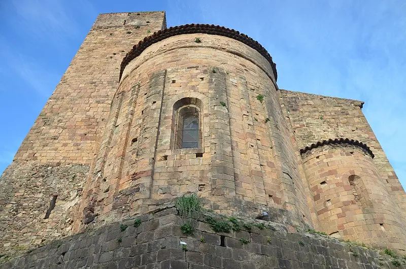 Foto di Chiesa (vecchio) e torre adiacente - Drutos - © Creative Commons (https://creativecommons.org/licenses/by-sa/4.0/deed.fr)