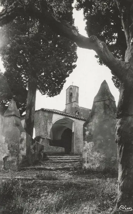 Foto di Cappella di Sainte-Anne - POP Plateforme Ouverte du Patrimoine / Base Mérimée - © Ministère de la Culture (France), Médiathèque du patrimoine et de la photographie, tous droits réservés